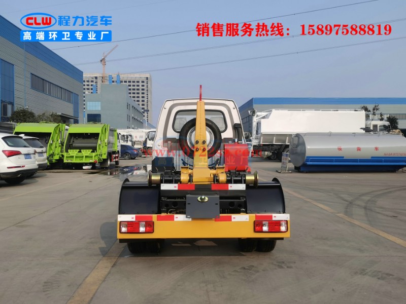 長安小型勾臂式垃圾車配件.jpg