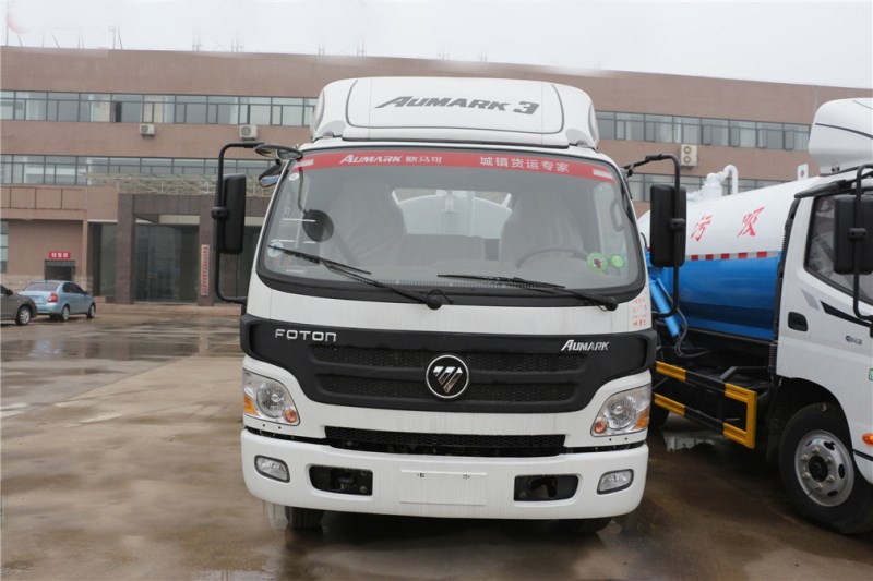 福田欧马可(6方)吸粪车CLW5080GXEB5