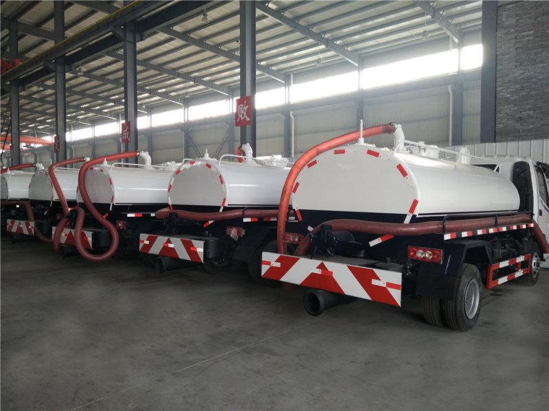 福田欧马可(6方)吸粪车CLW5080GXEB5