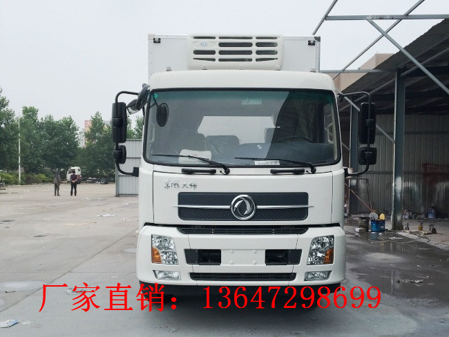 东风天锦6.1米冷藏车