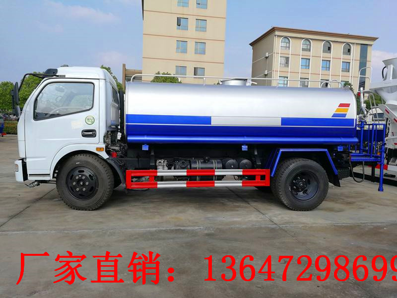 大多利卡9方洒水车