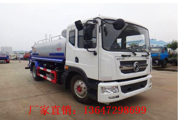 东风多利卡D9 12方洒水车