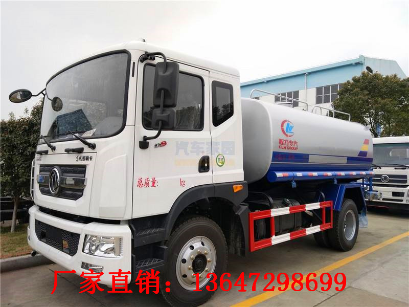东风多利卡D9 12方洒水车