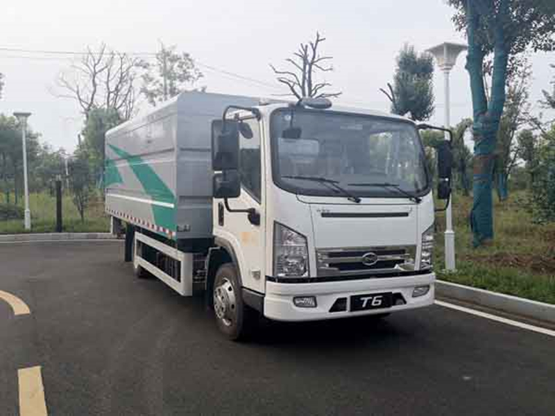 程力牌CL5070XTYBEV型纯电动密闭式桶装垃圾车