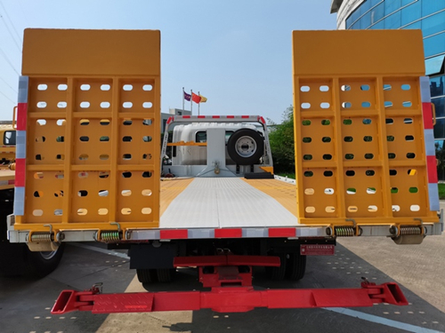 吉利增程式清障车