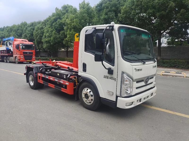 三环纯电动勾臂车