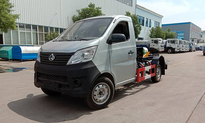 长安3方勾臂垃圾车