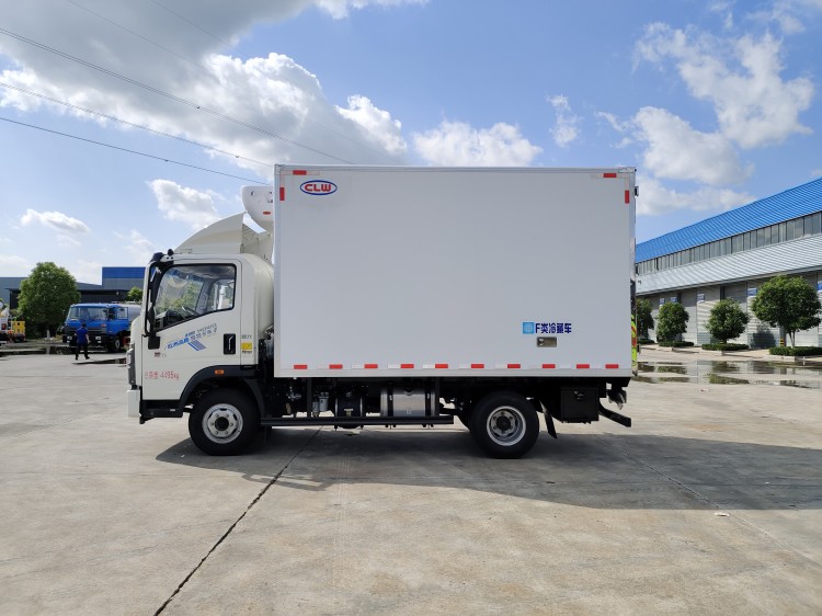 冷藏车_4.2米重汽豪沃统帅160马力蓝牌冷藏车价格-冷藏车生产厂家