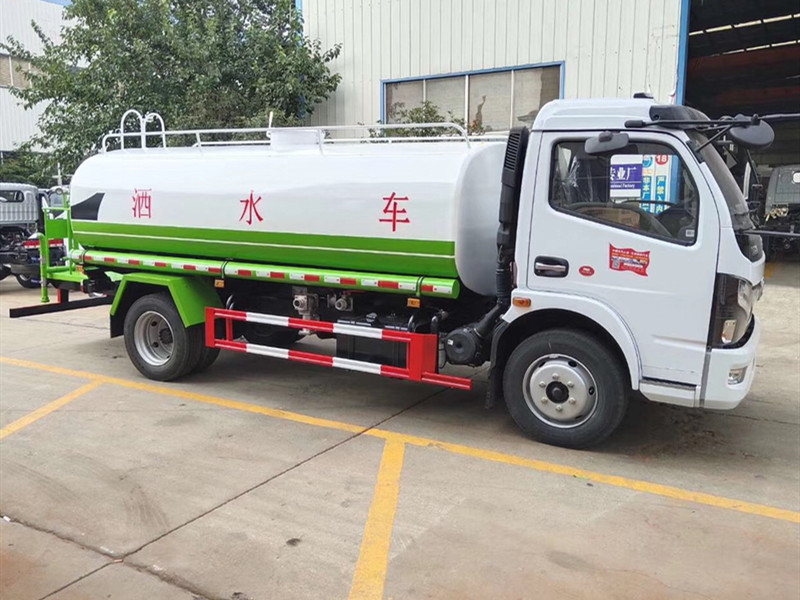 東風9噸綠化噴灑車（國六）