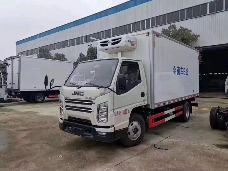 国六江铃柴油冷藏车