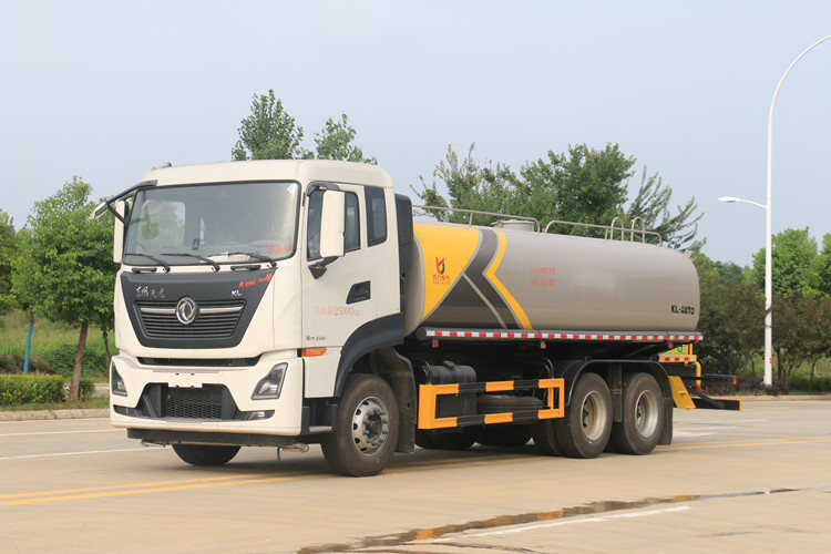 东风天龙后双桥洒水车