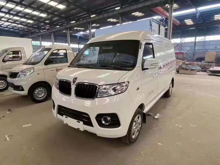 国六金杯X30L冷藏车