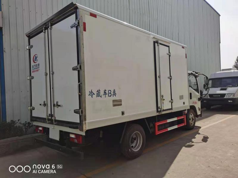 國六江鈴凱運130馬力冷藏車