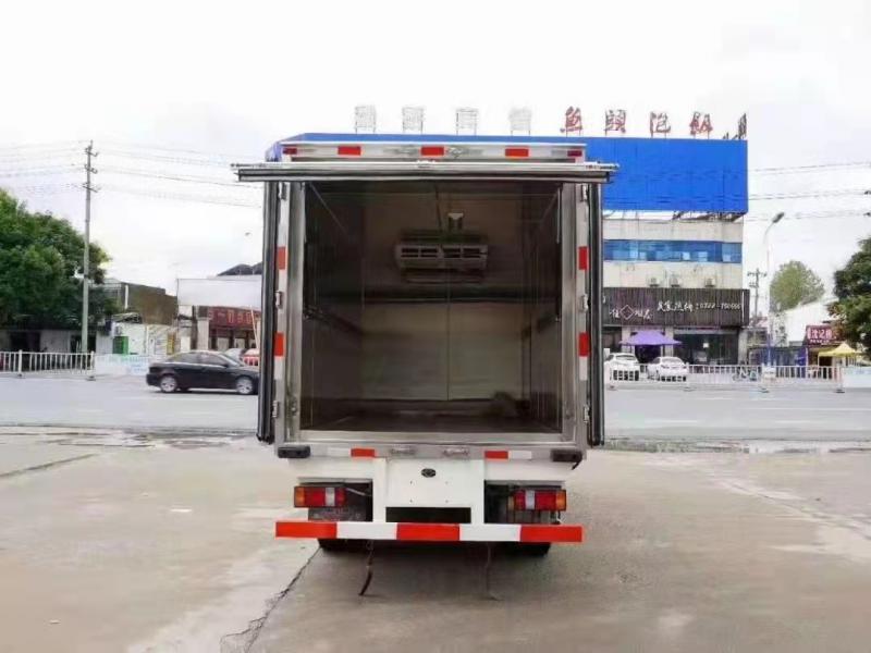 程力福田奧鈴醫療廢物轉運車