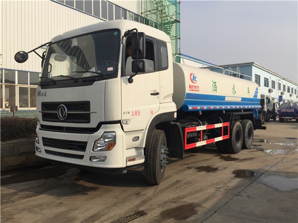 东风天龙后双桥洒水车（15方）