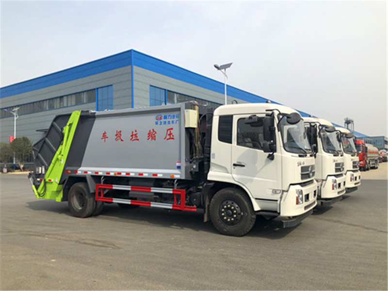 14方东风天锦压缩式垃圾车