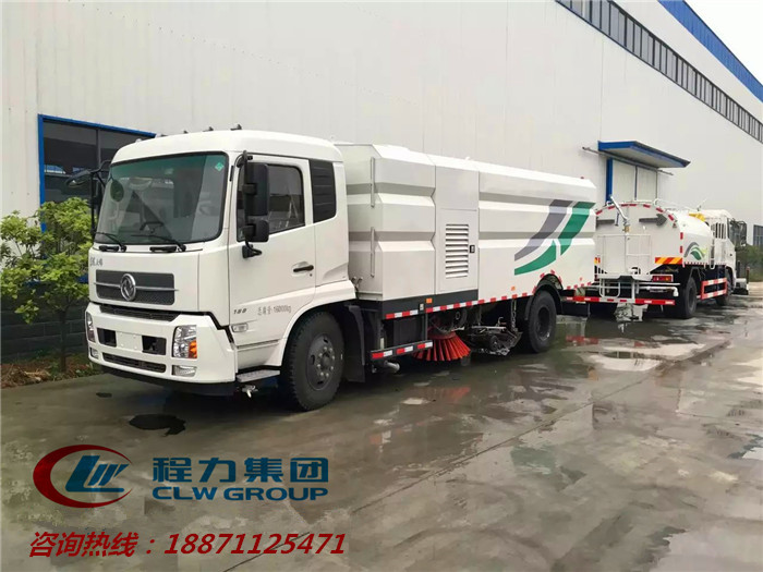 东风天锦扫路车（16方）
