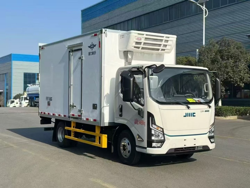 (4.2米）江铃 E 路达纯电动冷藏车