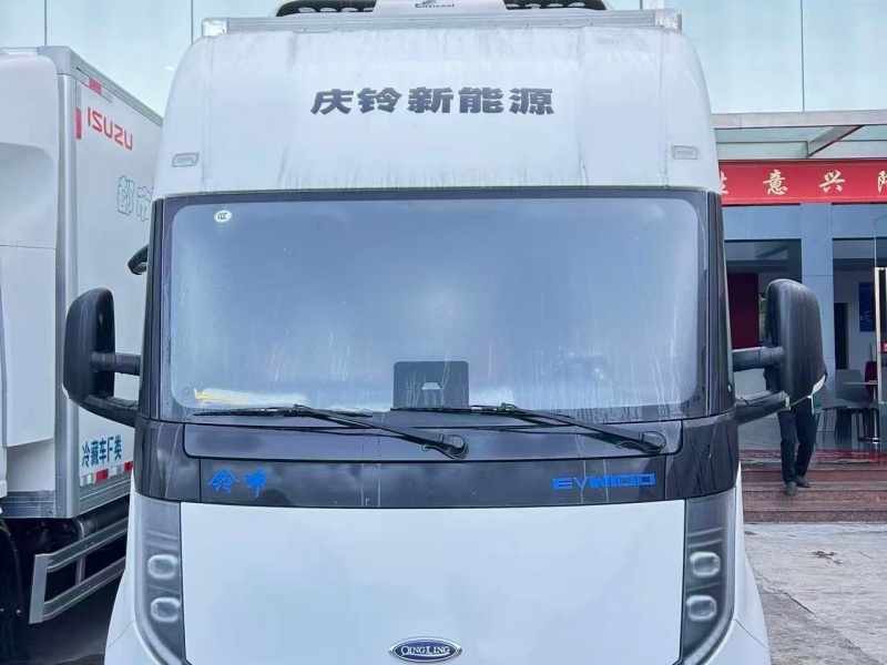 （4.2米）五十铃EVM100纯电动冷藏车