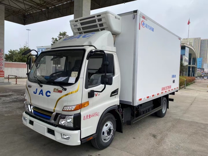 （4.2米）江淮聚宝盆插电式混动冷藏车