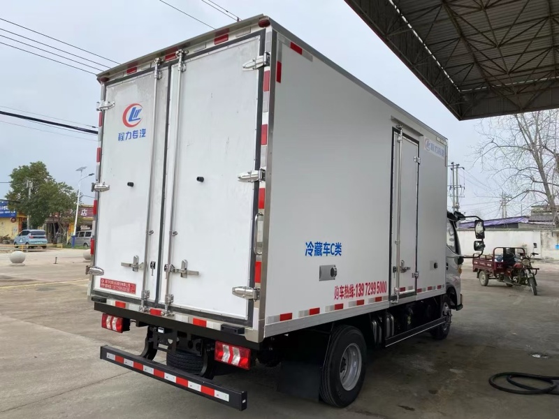 （4.2米）江淮聚宝盆插电式混动冷藏车