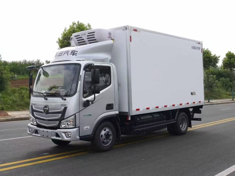 （4.2米）福田欧马可CNG冷藏车