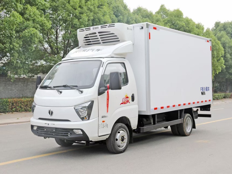 （3.7米）飞碟缔途天然气冷藏车
