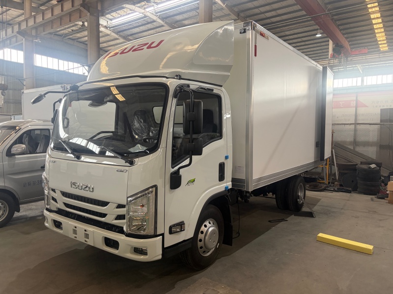 (4.2米）五十铃翼放冷藏车