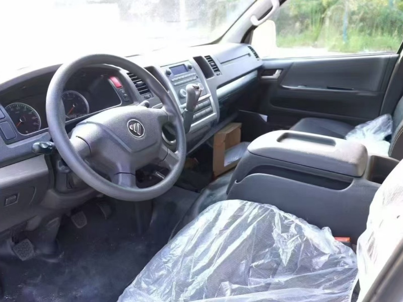 福田G9面包式冷藏车