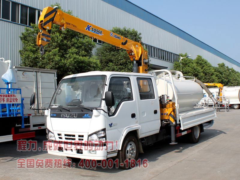 五十铃小型3.2吨随车吊带吸粪车