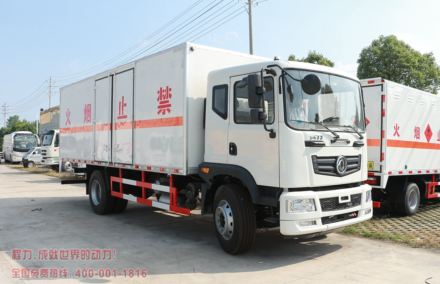 东风T3易燃液体防爆运输车