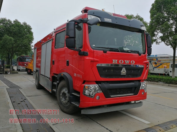 重汽5吨德国曼T5G水罐消防车