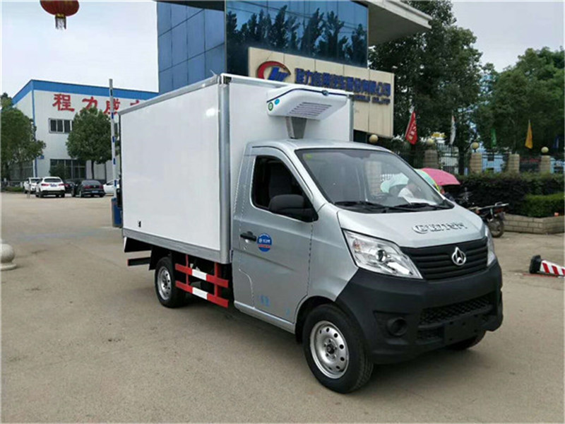 小型厢式2.6米-3.8米冷藏车(蓝牌)