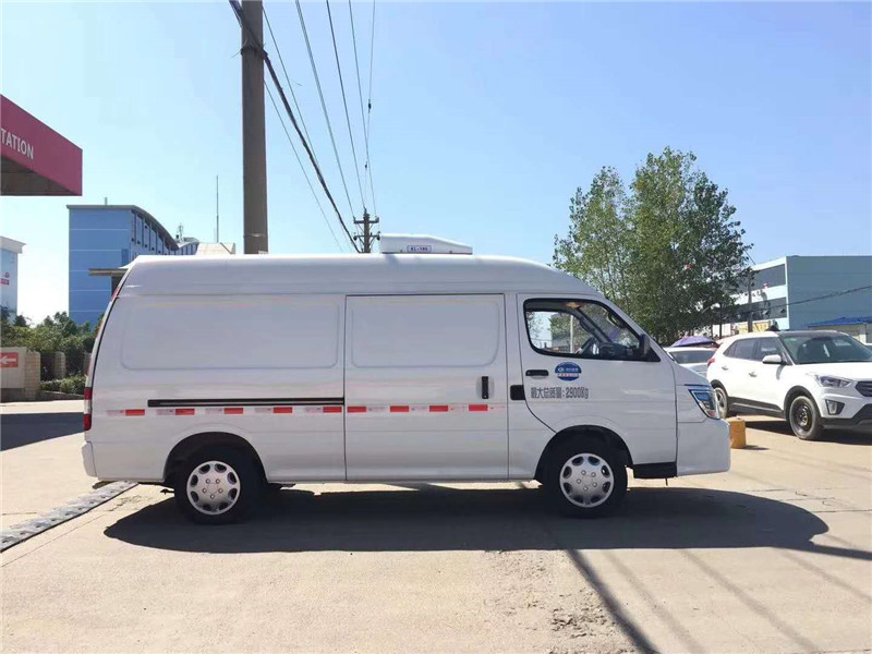 2.9米金杯面包冷藏车