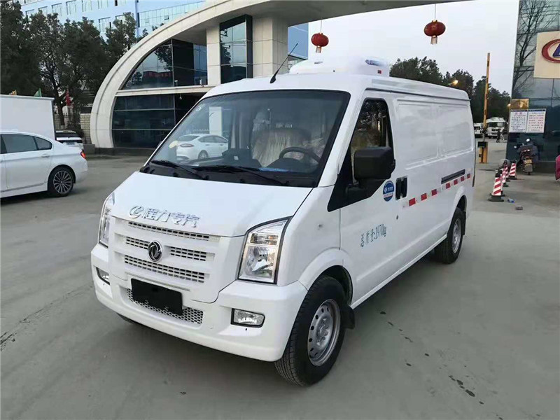 2.1米东风小康面包冷藏车