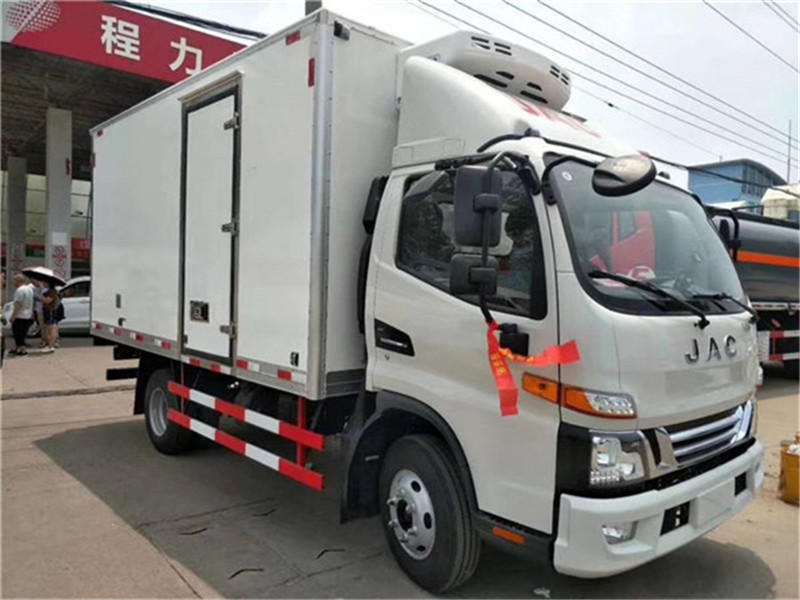 （4.2米）江淮骏铃V6冷藏车
