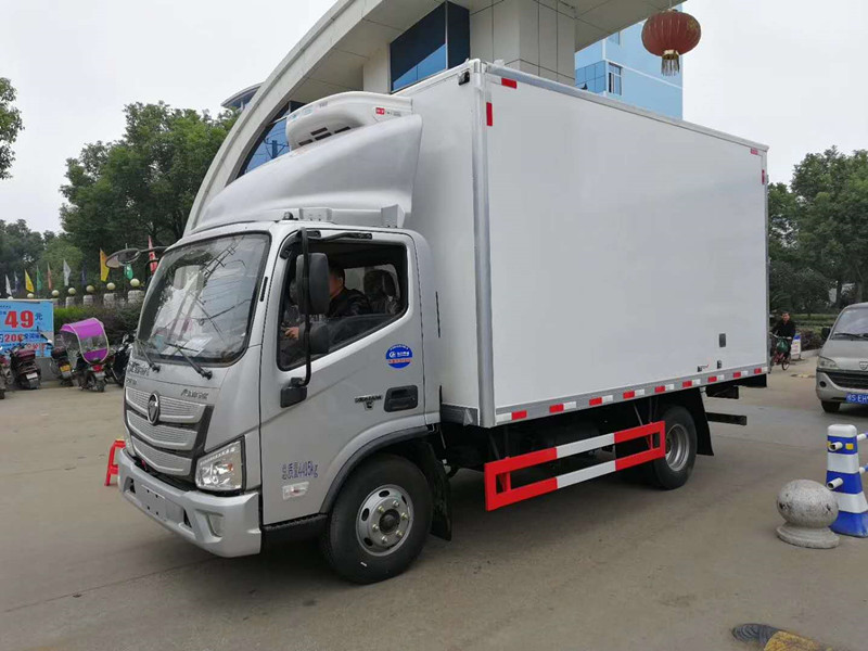 （4.2米）福田欧马可S3肉勾冷藏车