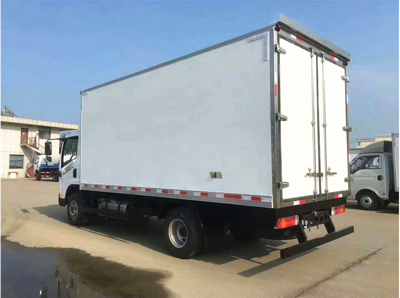 (4.2米）解放J6F肉勾冷藏车