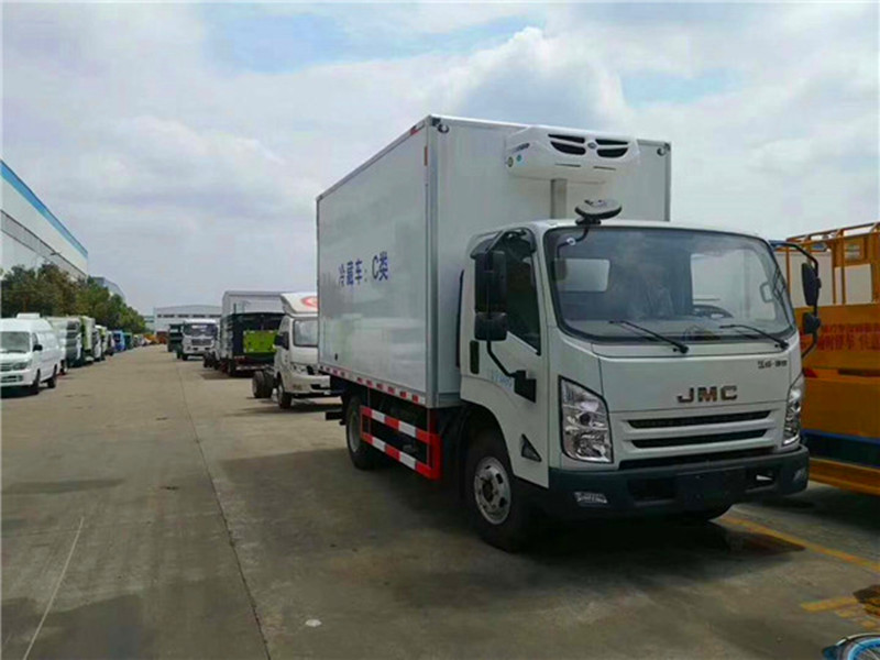 （4.2米）江铃凯锐肉勾冷藏车