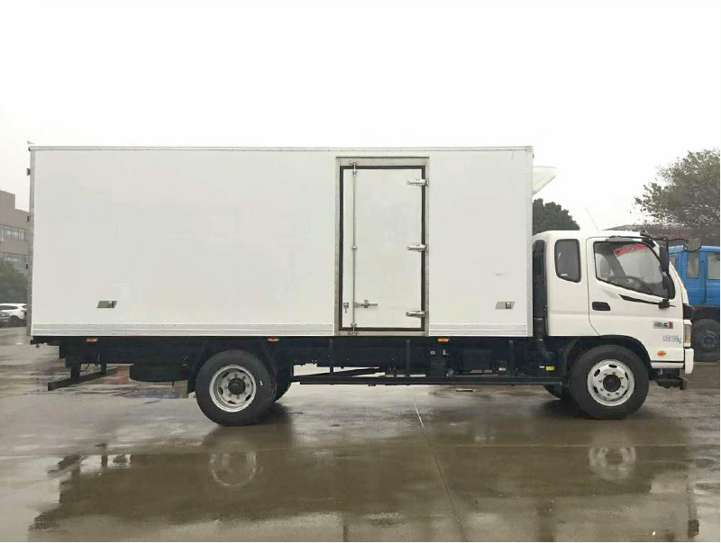（5.1米/5.6米）福田欧马可冷藏车