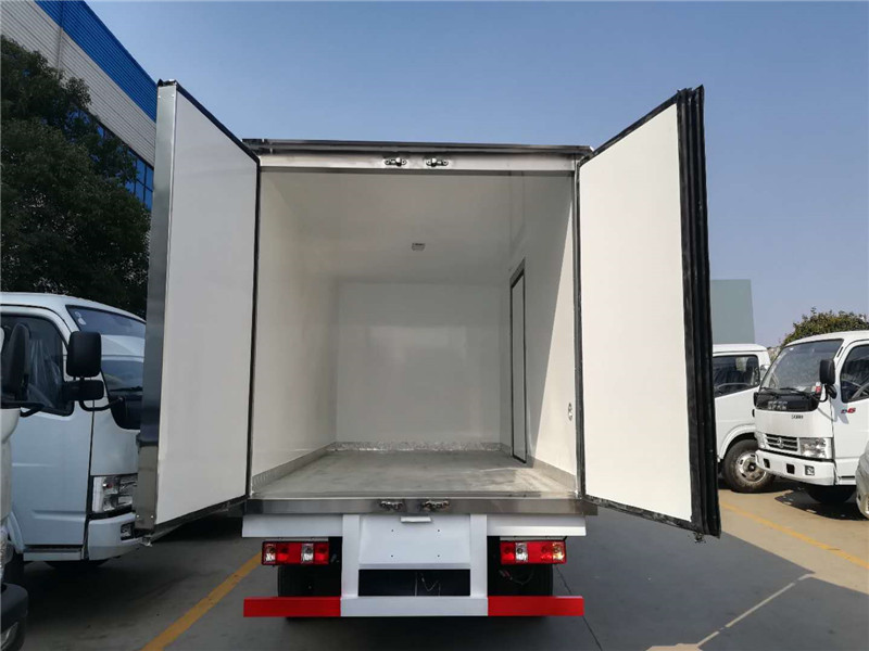 （3.12米）跃进小福星排半冷藏车