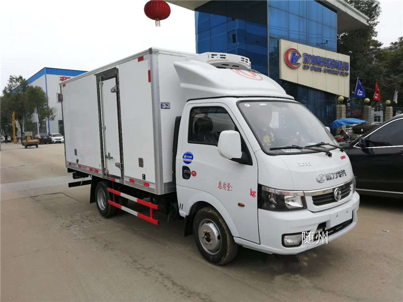 国六 3.5米东风逸途（后双轮）冷藏车