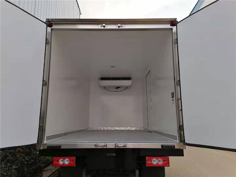 国六 4.2米福田欧马可S3冷藏车
