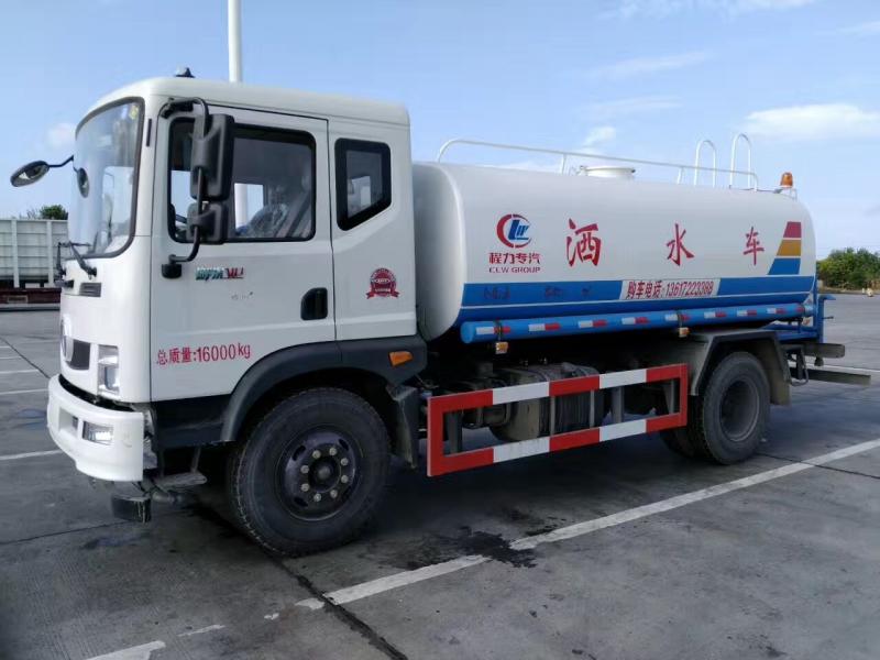 东风御虎12-15方洒水车