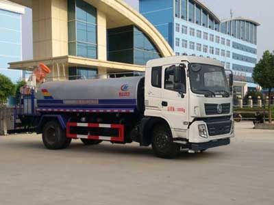 东风专底多功能抑尘车