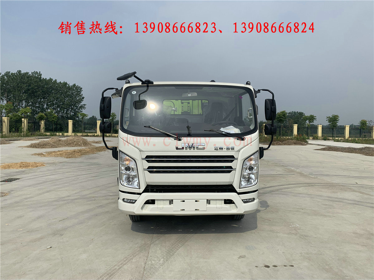江鈴壓縮式垃圾車.jpg