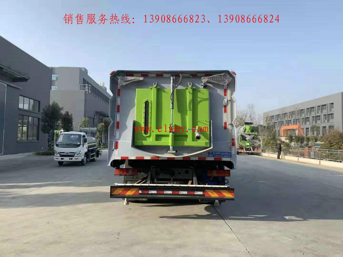 重汽汕德卡單橋洗掃車配件.jpg