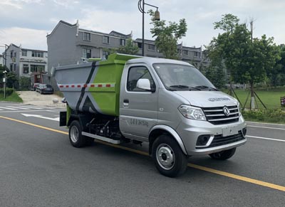 东风小康侧装挂桶式垃圾车 东风小康侧装挂桶式垃圾车