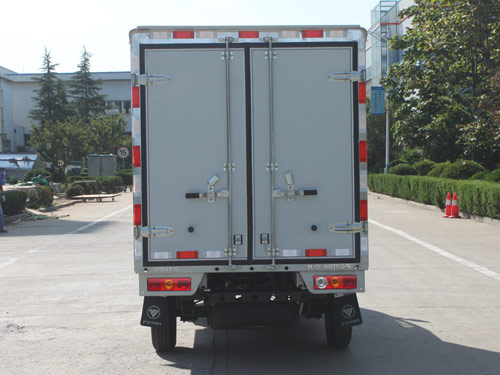 国六福田V1祥菱冷藏车