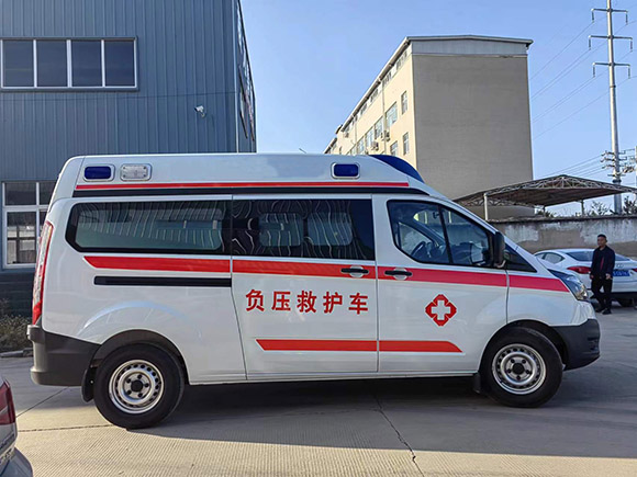 福特新全顺 V362监护型柴油版救护车